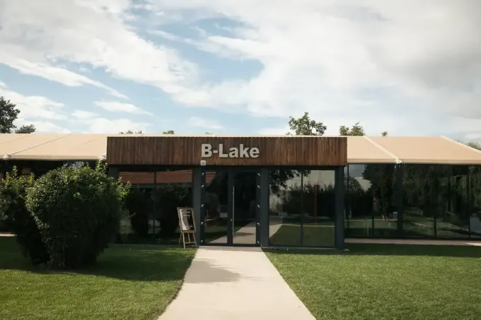 locatie nunta b-lake